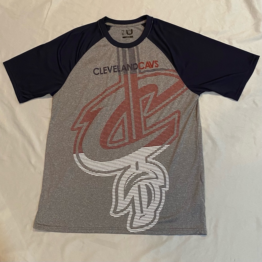 Cleveland Cavaliers NBA Color-Block Raglan Tee L